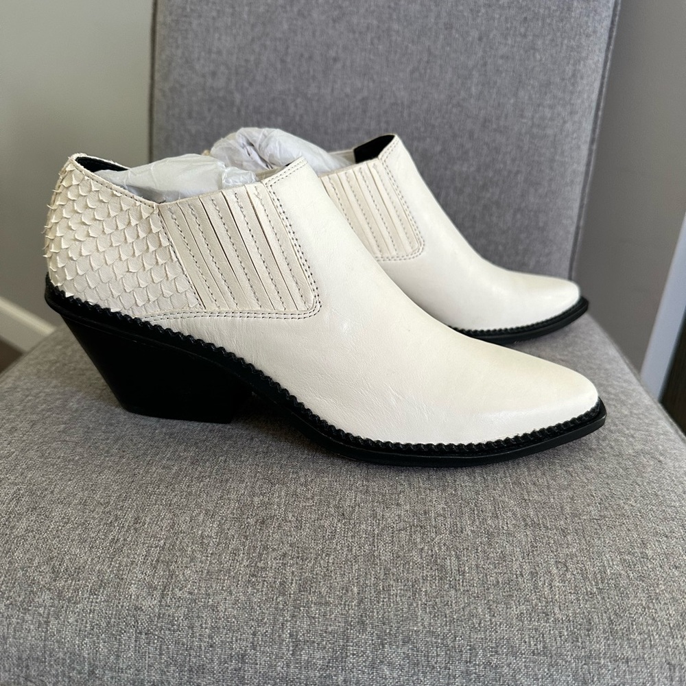 Dolce vita ankle boot